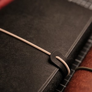 Notebook Skin комплект A5 - тетрадки Open Notes Mix 3 броя + Leather Wrap, Черен